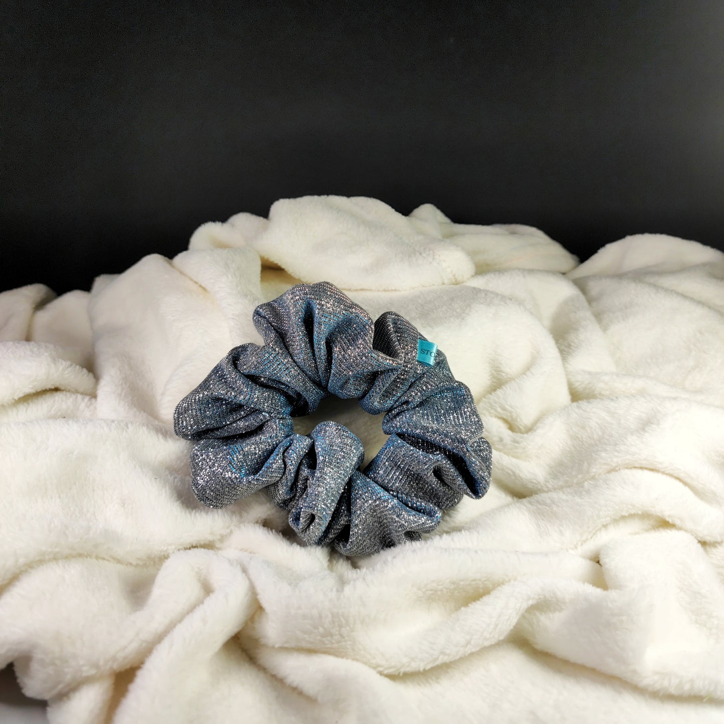 Brilli Azure Whispers Scrunchie